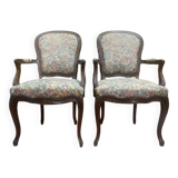 Paire de fauteuils de style Louis XV en chêne