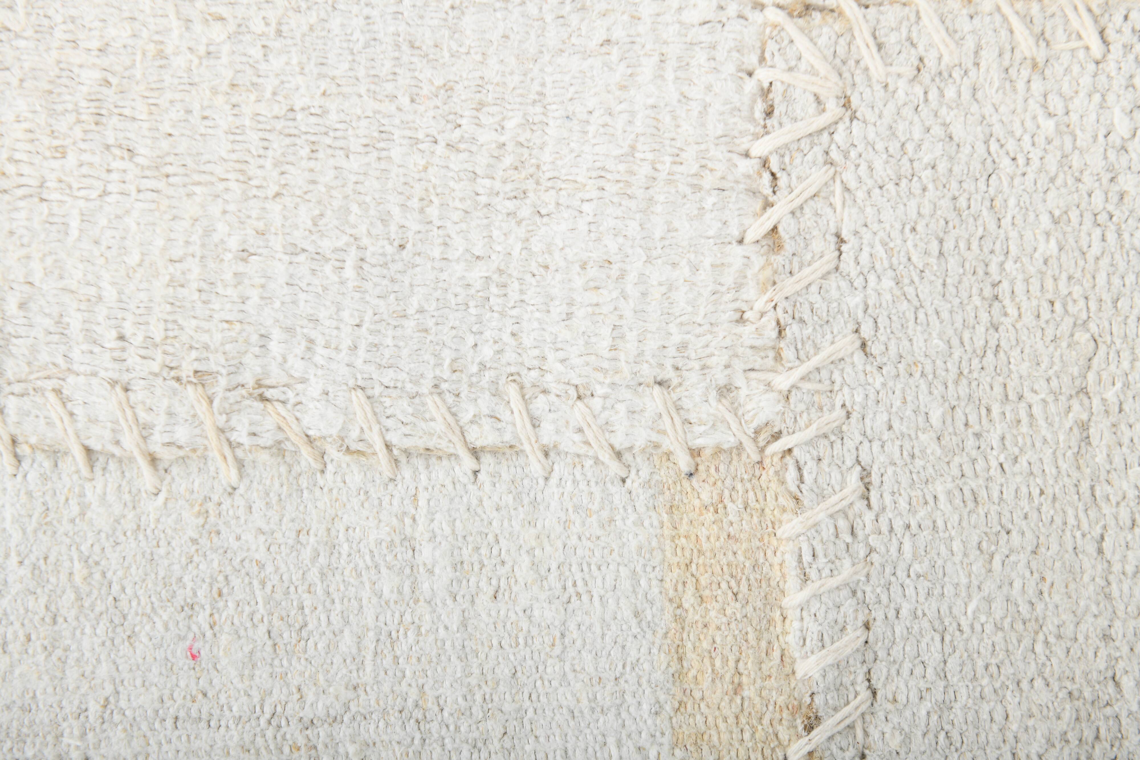 Off-White Oversize Vintage Kilim Rug For Designer, 238x302 Cm