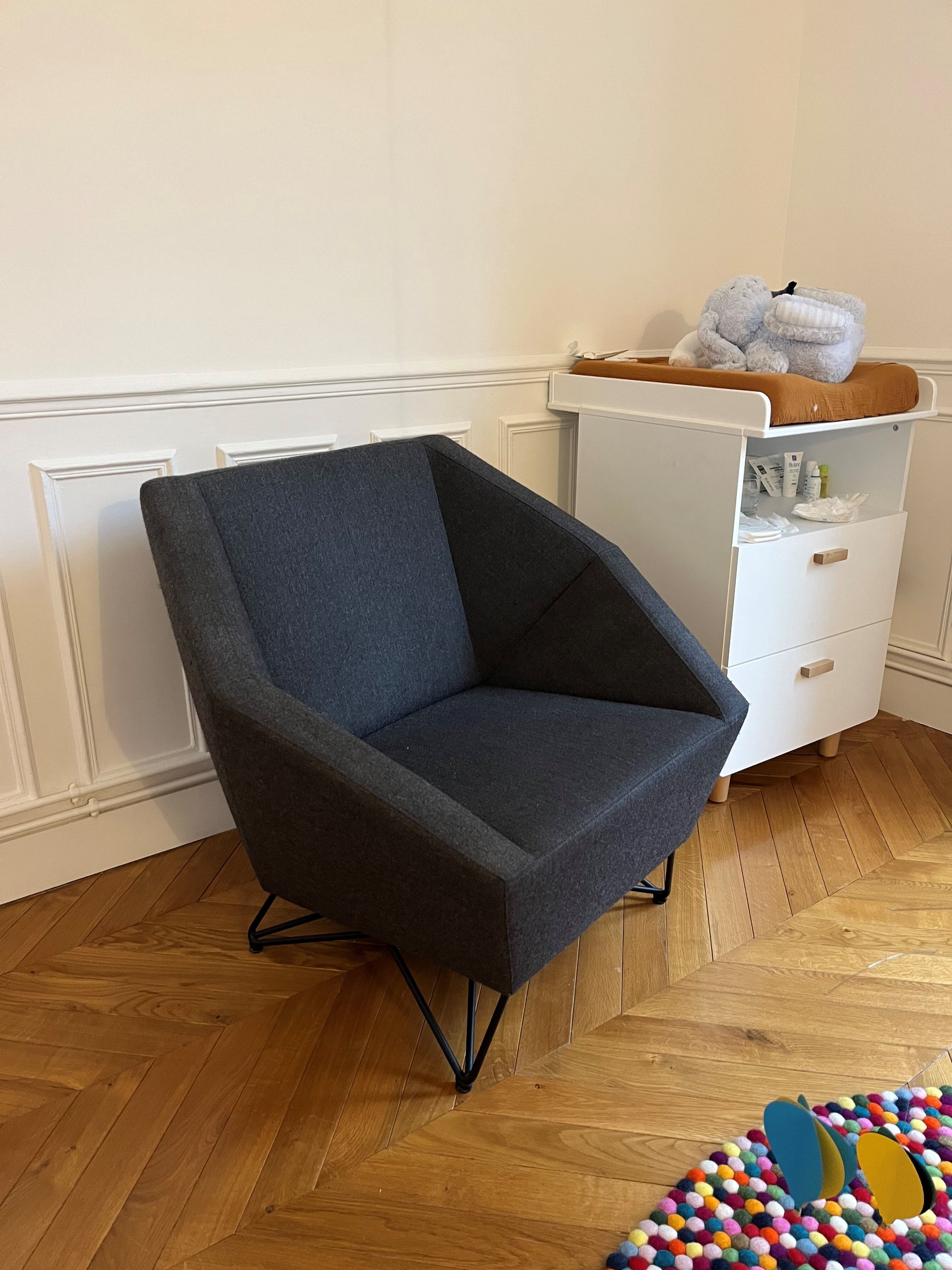 Fauteuil 3angles par Prostoria