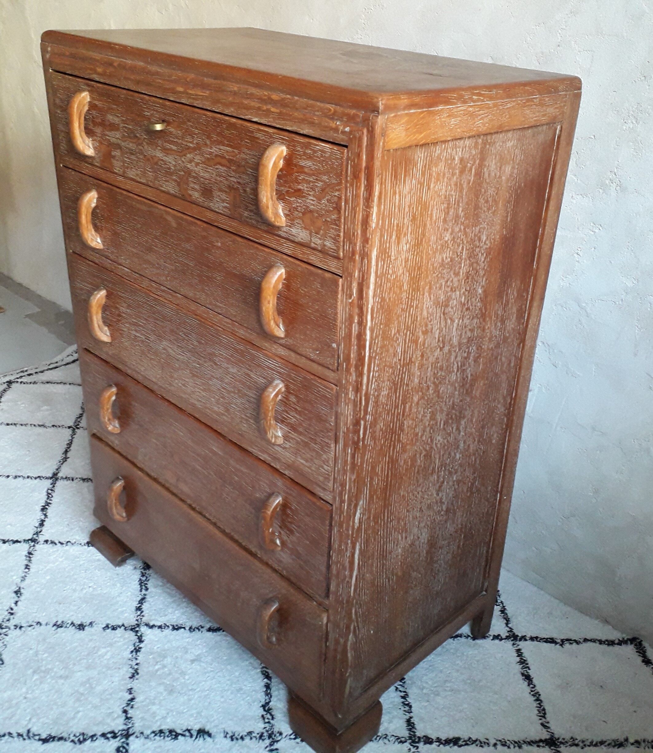 Royal board dresser Made in Sweden