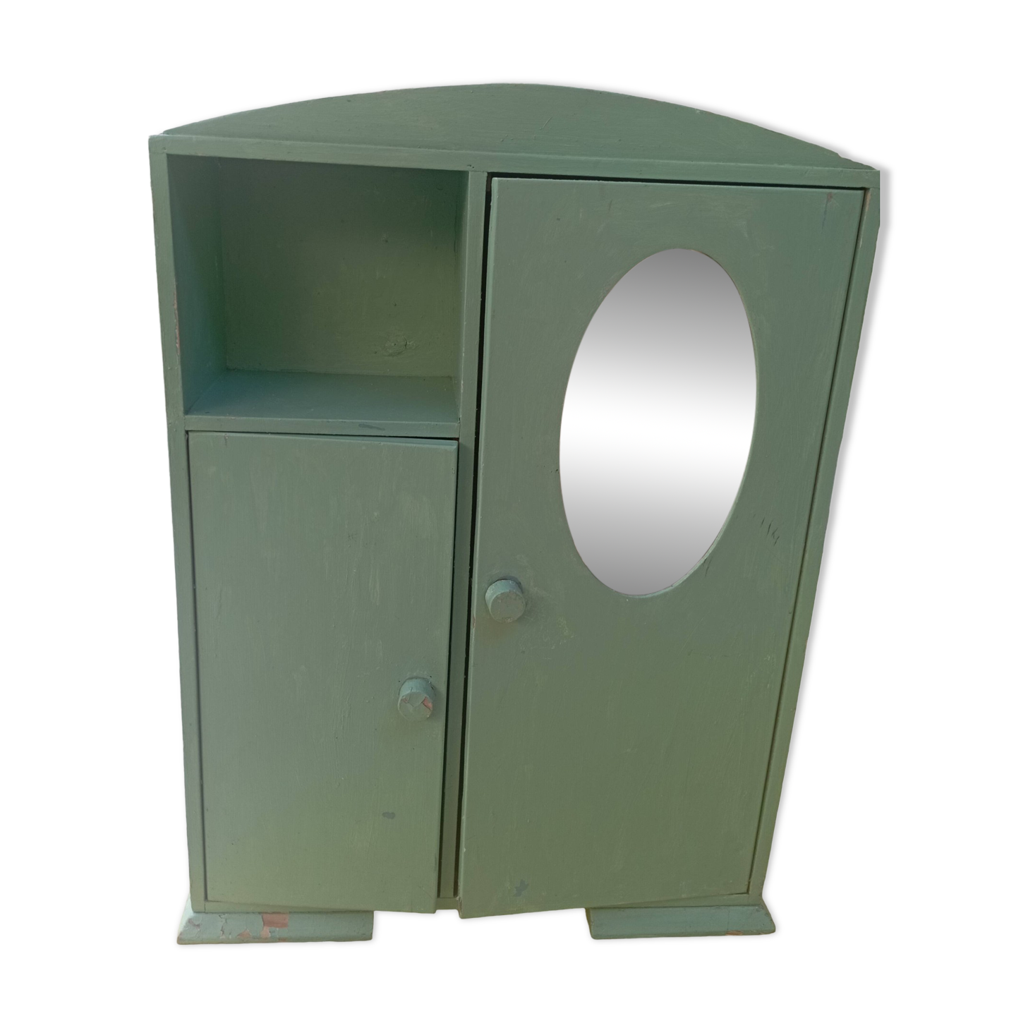 Vintage doll wardrobe