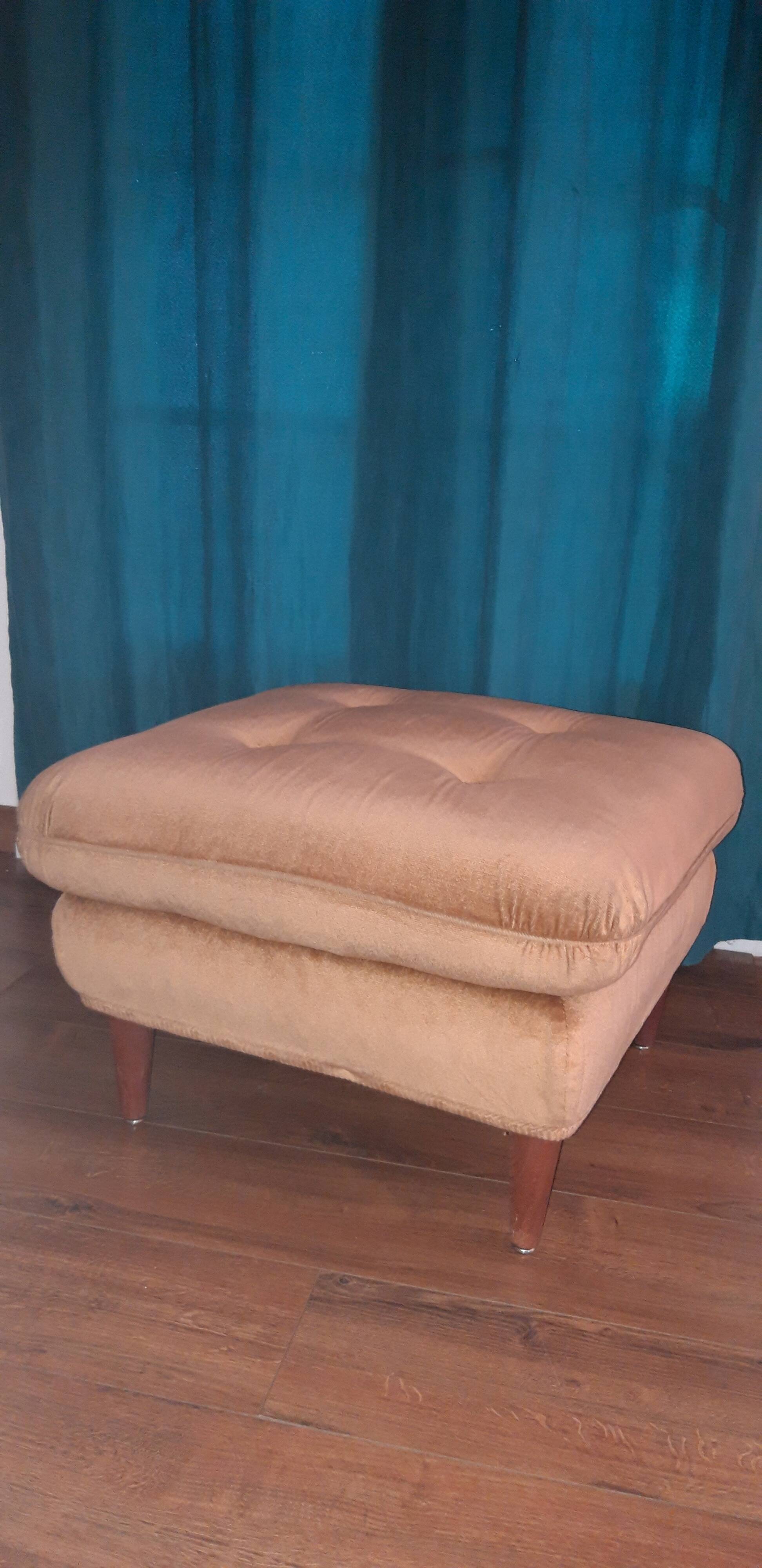 Pouf carré marque Gamba