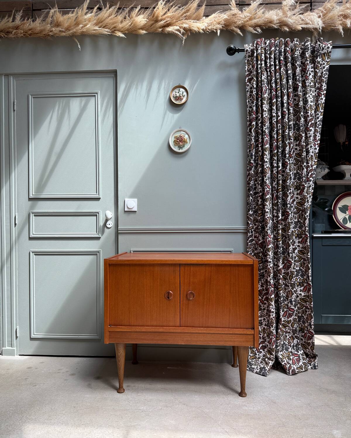Petit buffet scandinave en teck