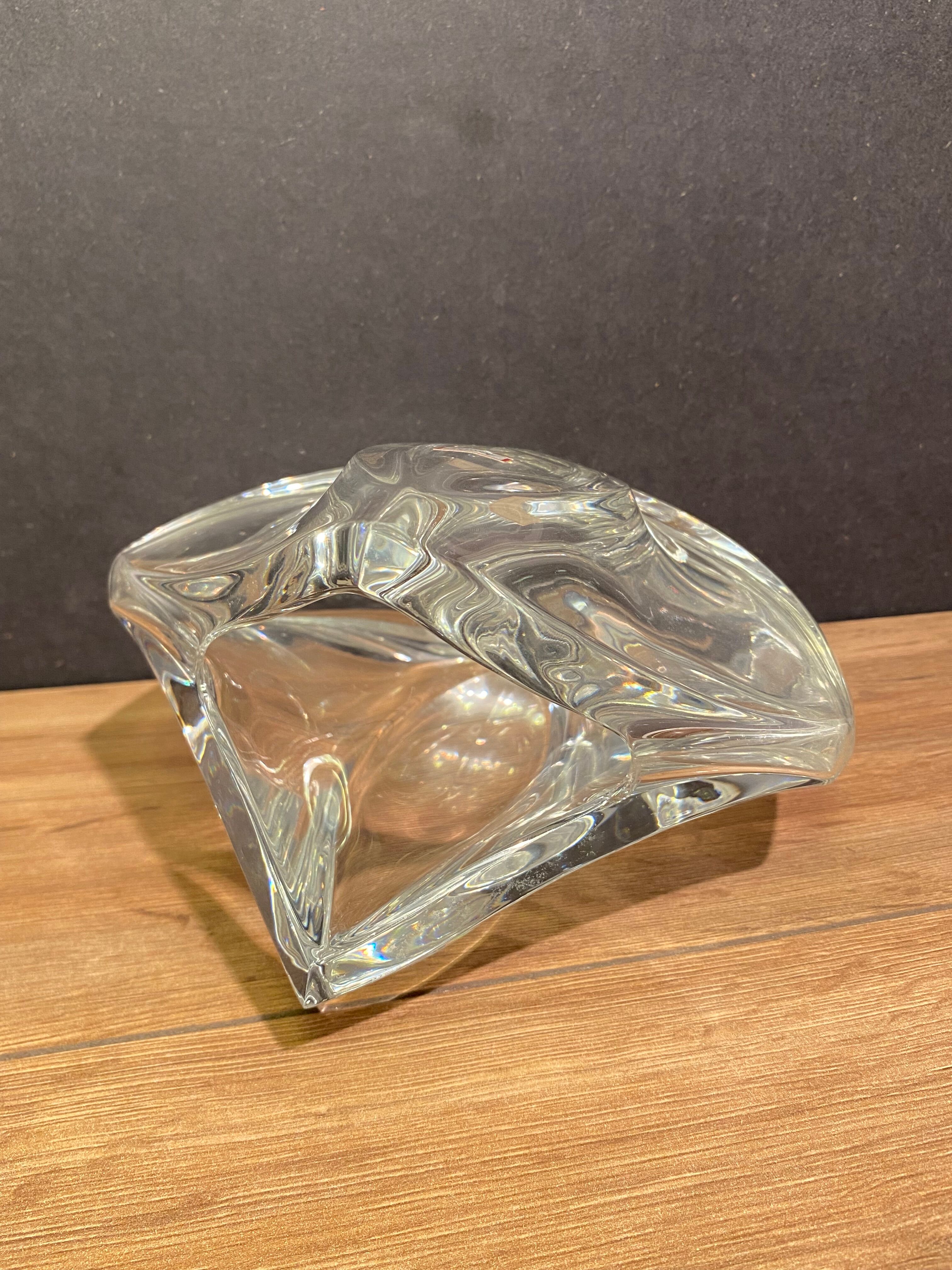 Stylized crystal vase signed Baccarat