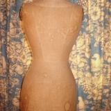 Ancien mannequin de couturiere de 1930