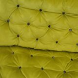 1960s sofa set with 2 seats and 2 armchairs in chartreuse fabric, original metal legs.