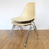 Pair of Herman Miller chairs model DSS 1960 fiberglass