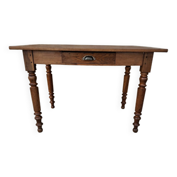 Farm table 110 x 76
