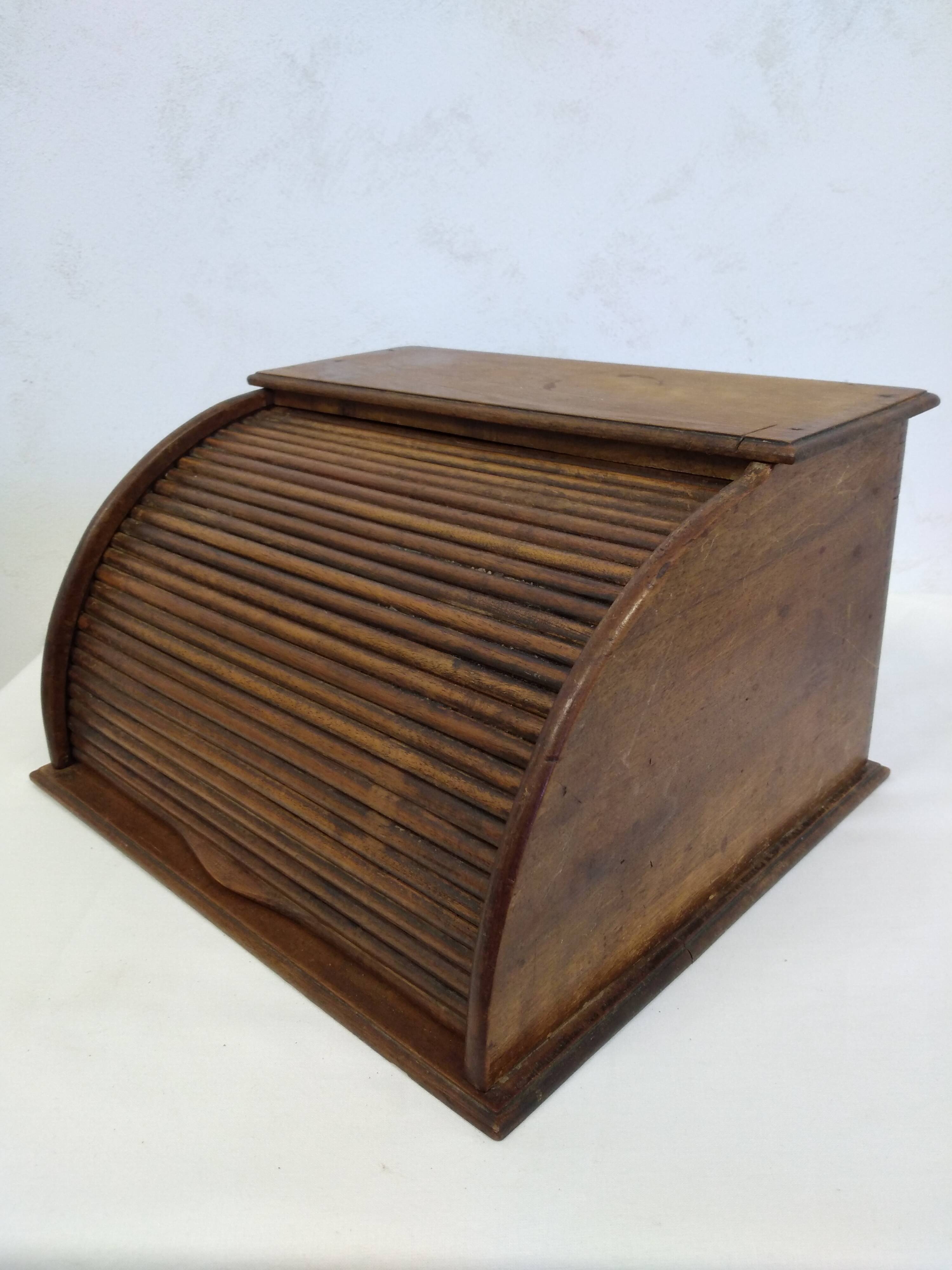 Curtain document storage