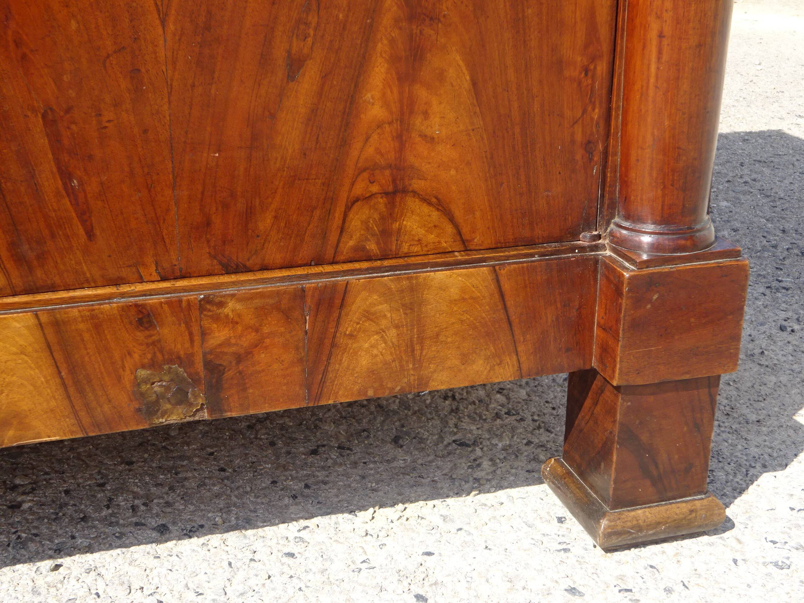 Buffet Empire, marquetry sideboard made of various woods.