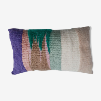 Wool weaving cushion