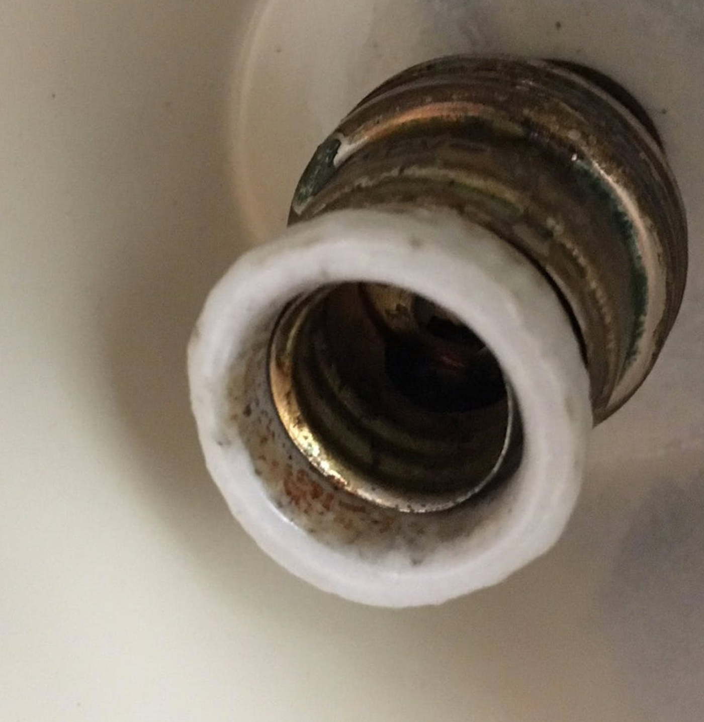 Wall mounted articulated 2-arm brass