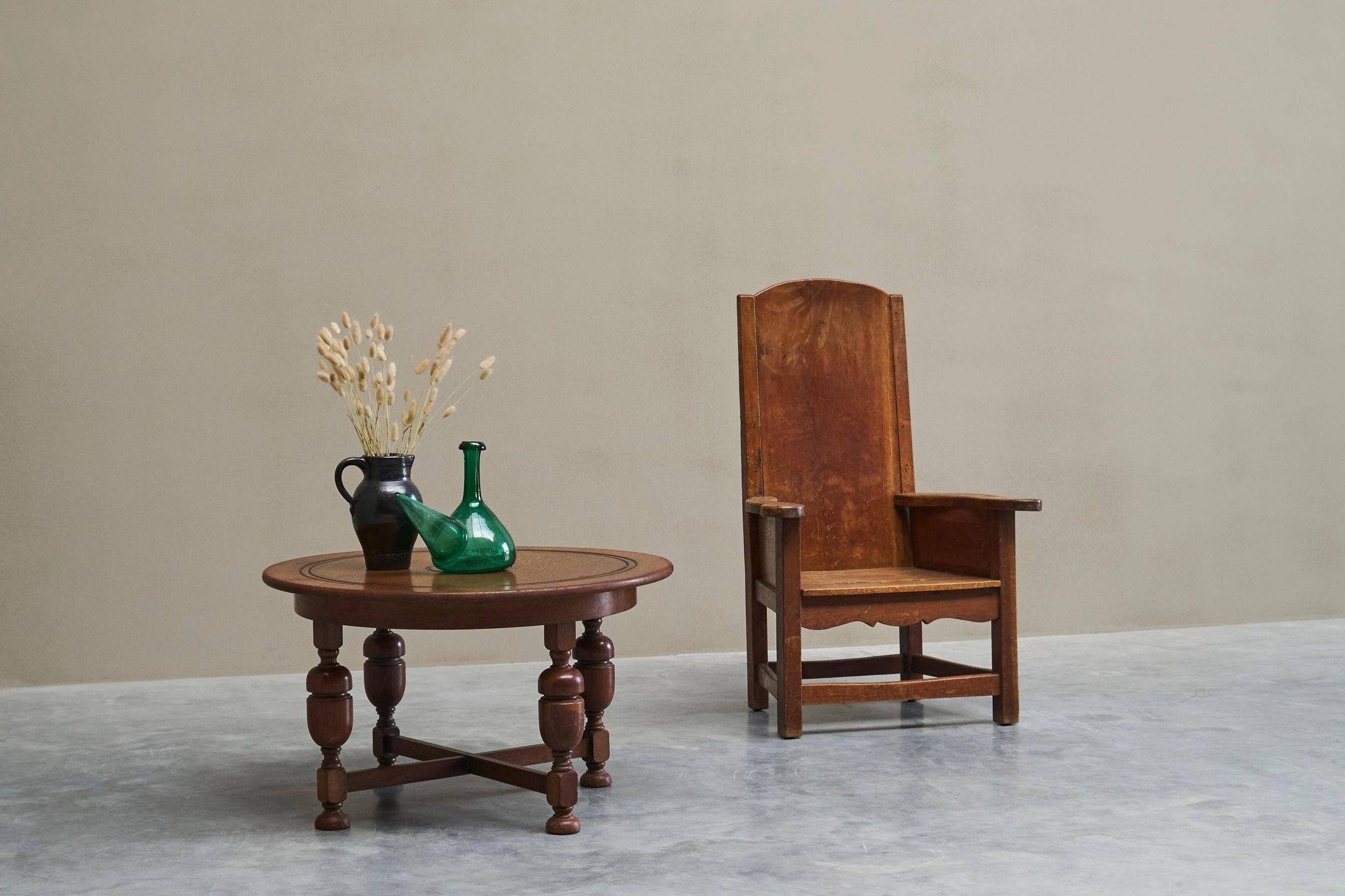 H. Pander & Sons Round Table in Solid Oak with Baluster Legs, 1920s