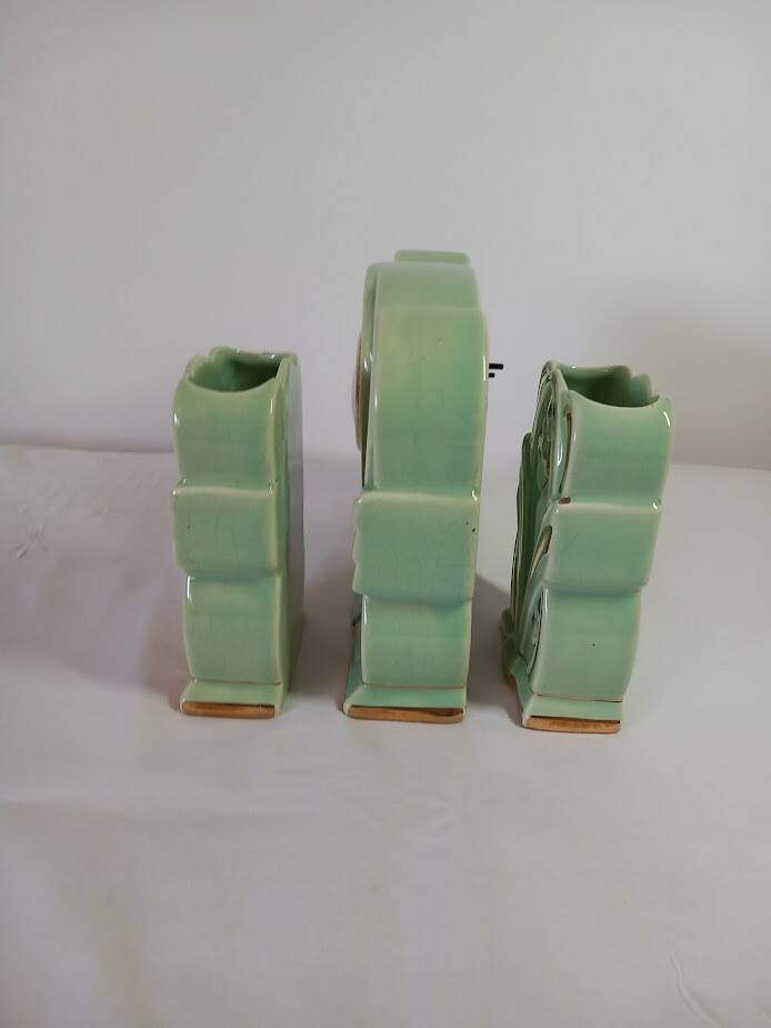 Clock and vases Odyv