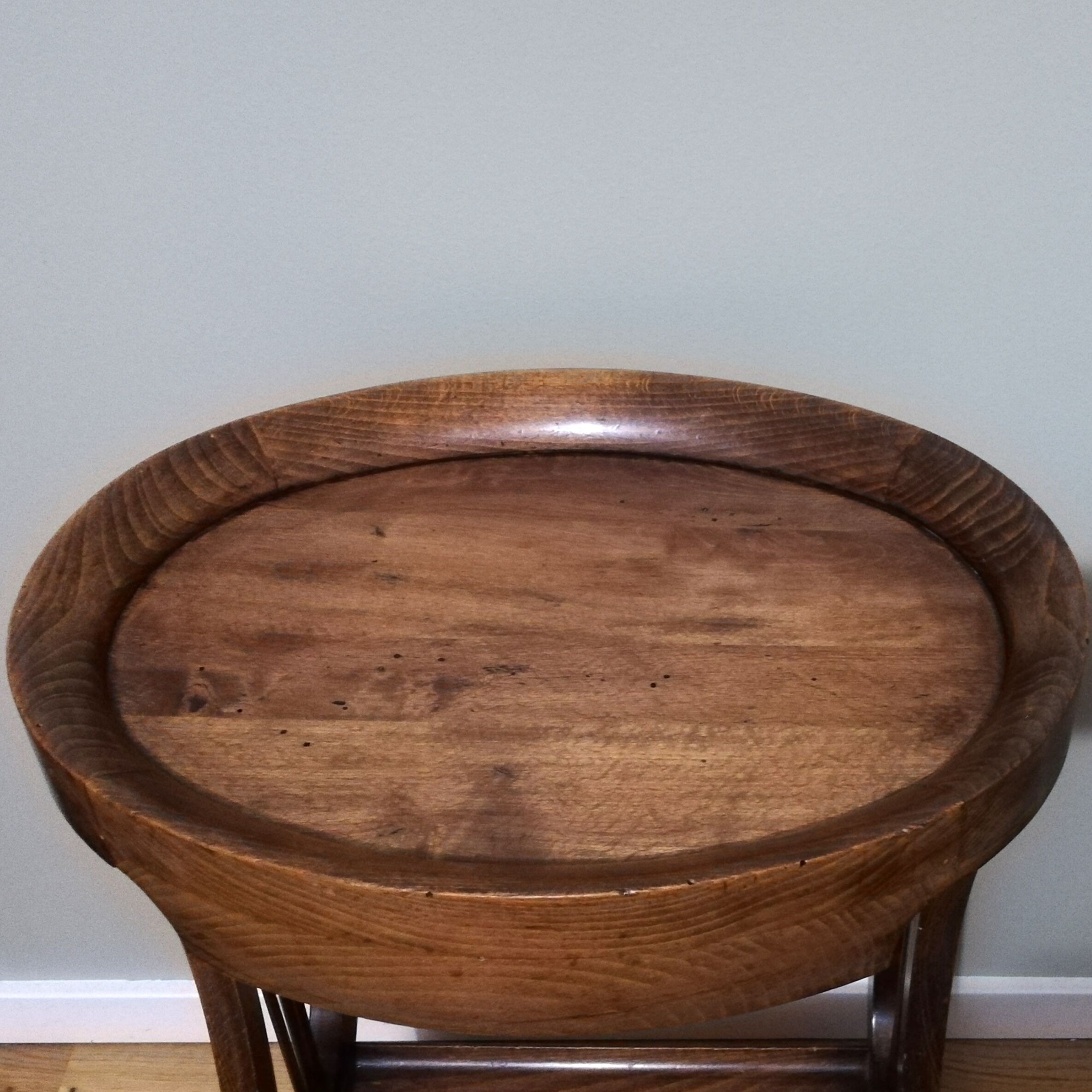 Walnut pedestal table or lyre harness