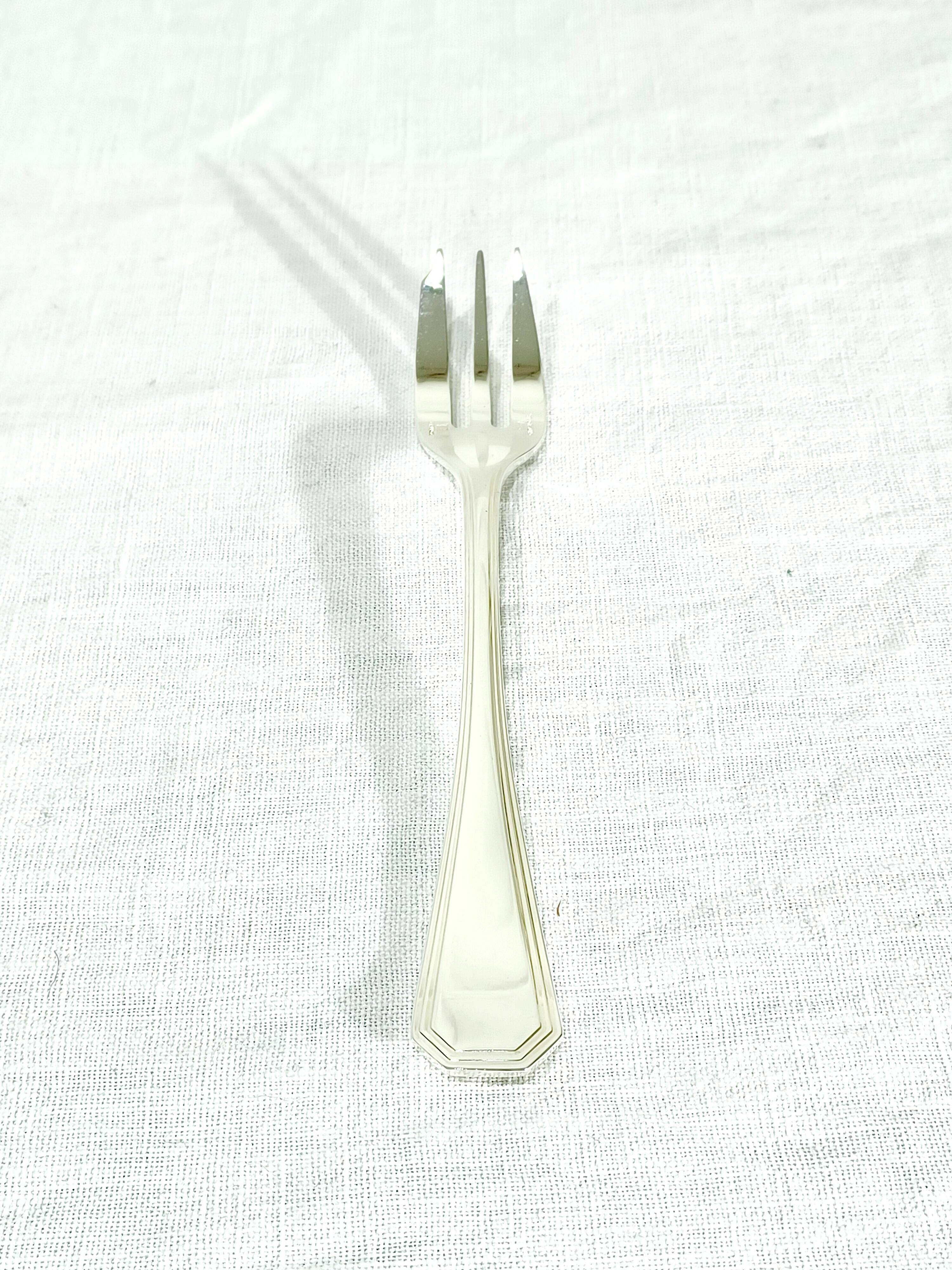 Lot De 12 Fourchettes à Gâteau CHRISTOFLE - Métal Argenté - Design XXème