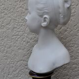 Bust biscuit girl signed Tharaud Limoges