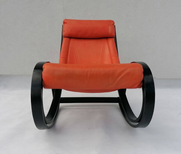 Sgarsul Rocking Chair par Gae Aulenti pour Poltronova, années 1960.