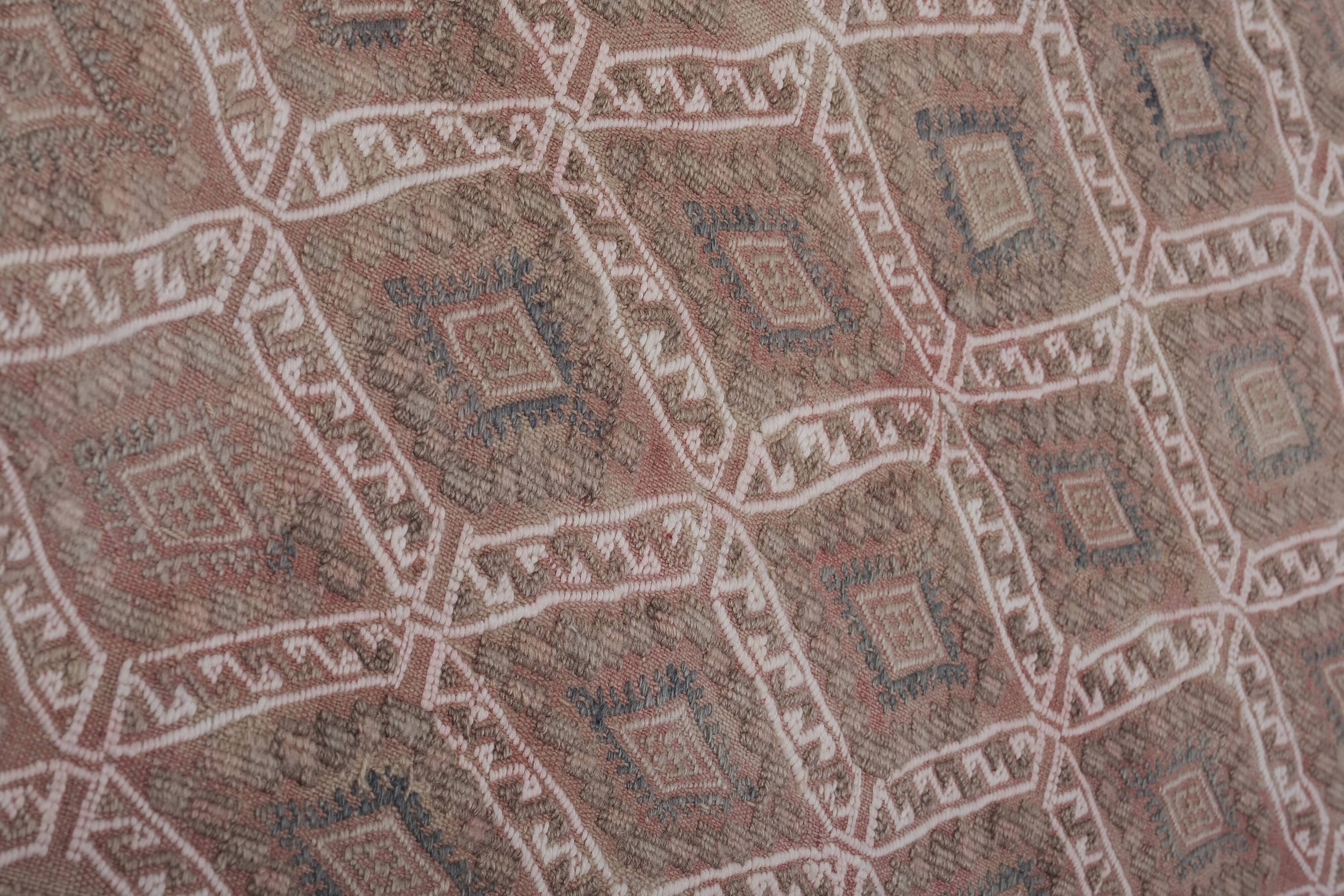 Vintage Turkish Oushak Rug Handwoven 167x238 cm