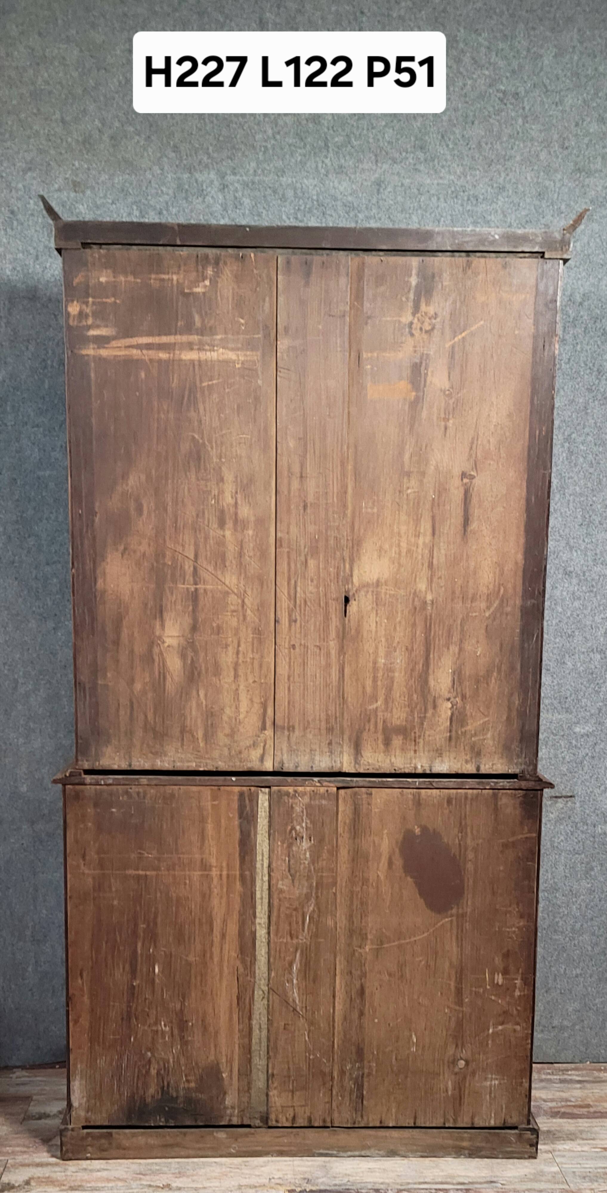 English two-part mahogany bookcase, late 19th century