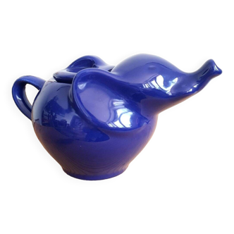Vintage blue elephant teapot