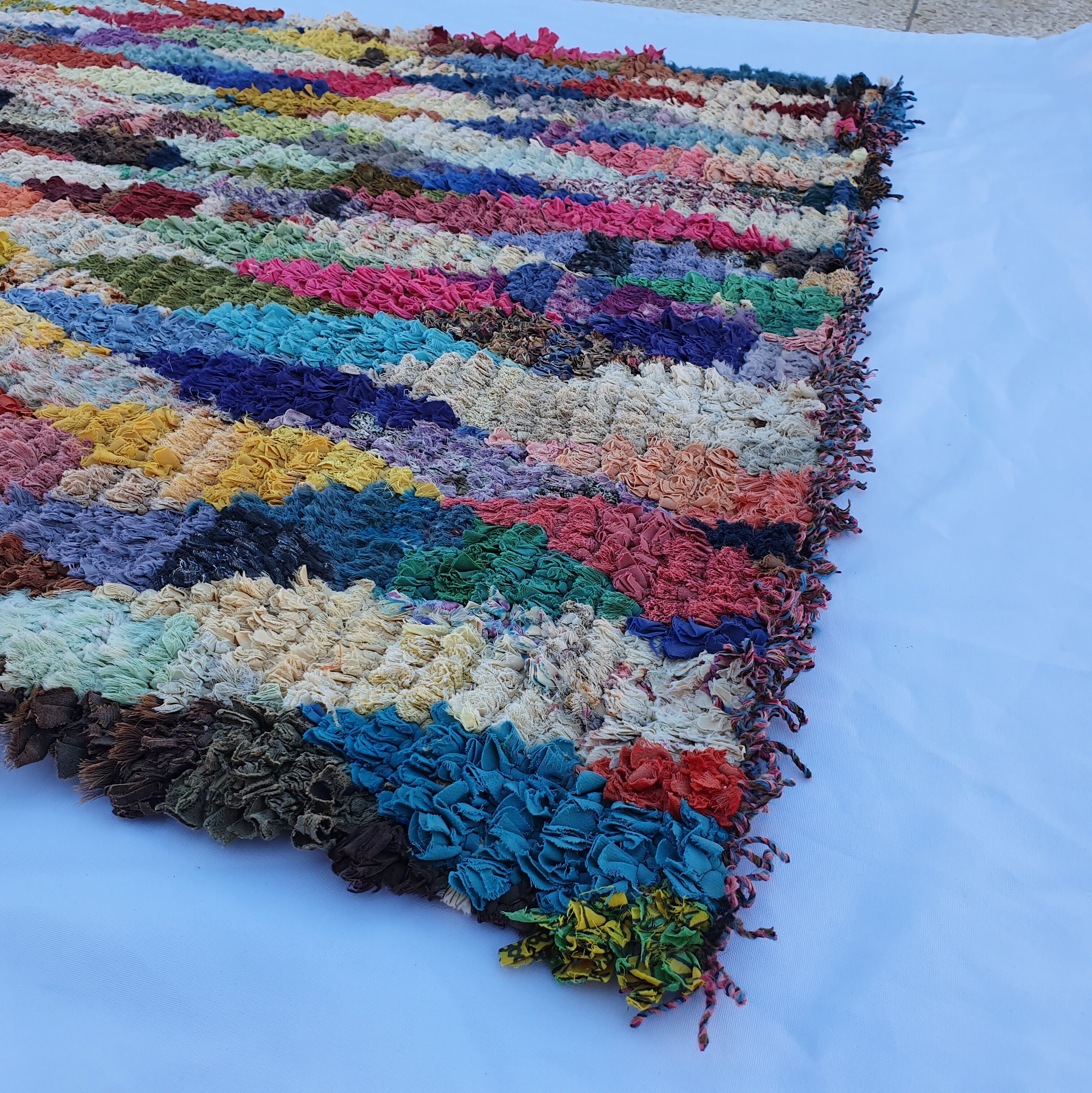 Moroccan Berber butcherouite rug hand-woven 150x100 cm