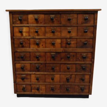 Cabinet d’apothicaire vintage avec 35 tiroirs