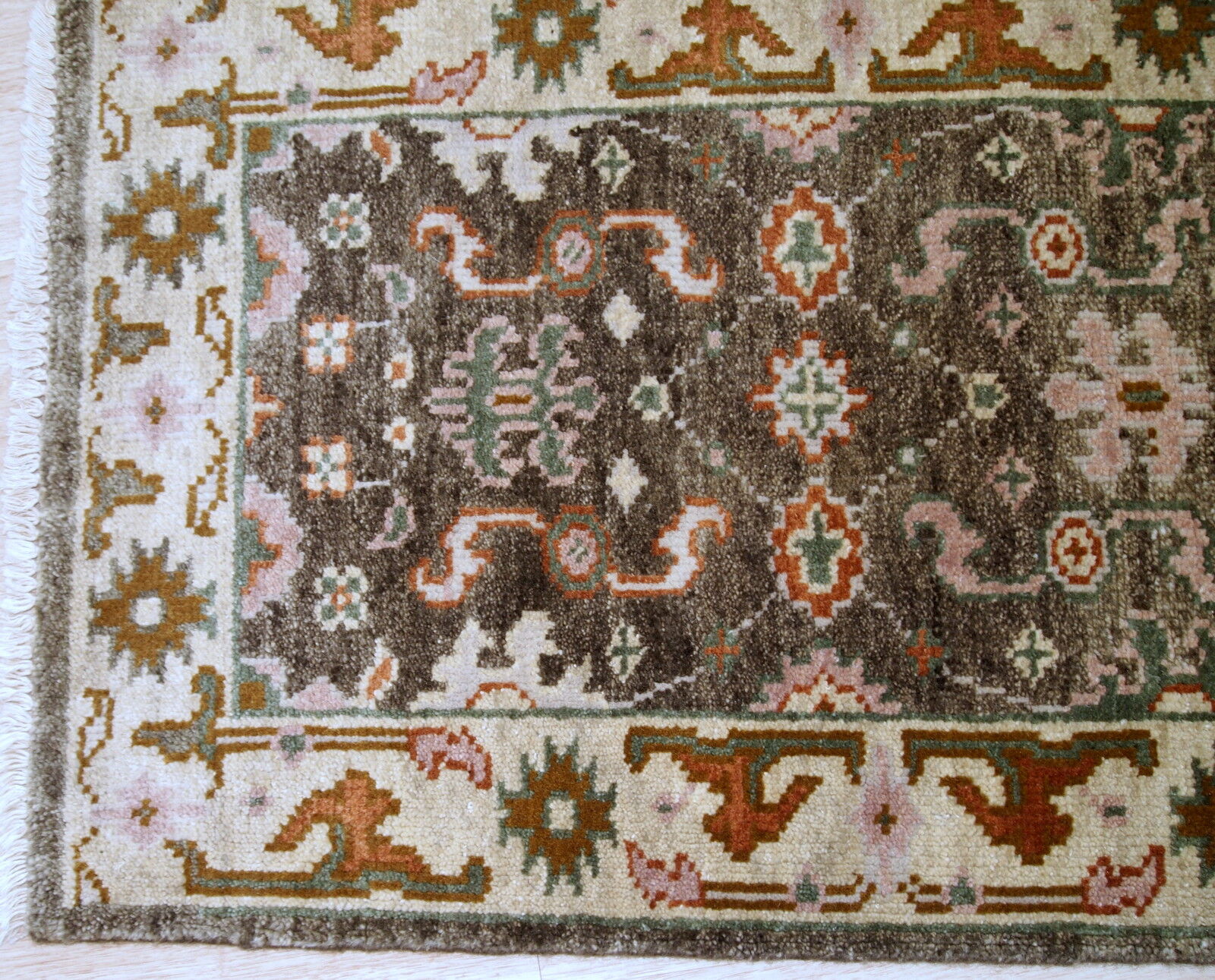 Handmade Indo-Mahal vintage rug 64cm x 97cm 1980s, 1B865