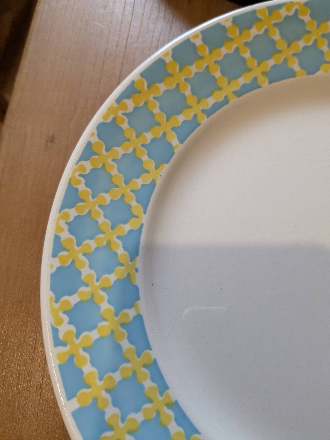 8 Digoin Sarreguemines dinner plates