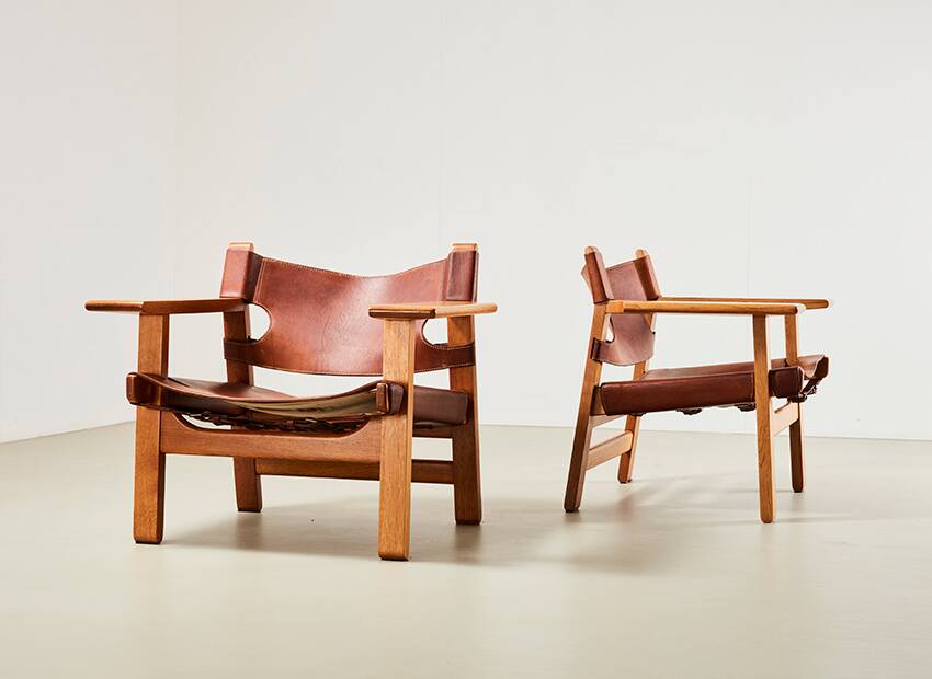 Borge Mogensen Pair of Spanish Chairs model 2226 for Fredericia Denmark 1958