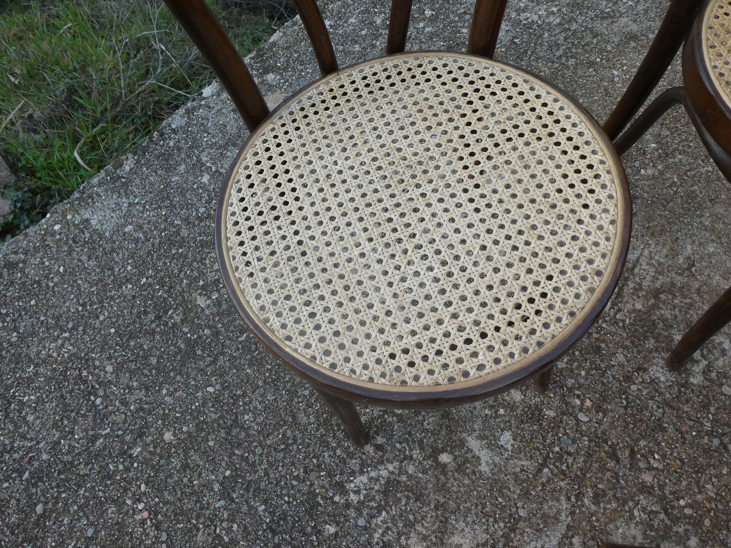 Set of 6 bistro chairs canned in curved wood N°18
