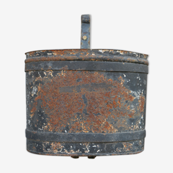 Noria industrial bucket