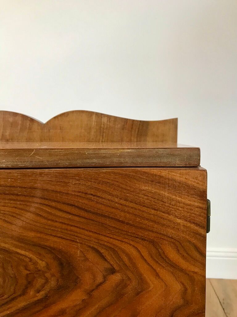 Veneer bedside table and handle flower art deco 30s