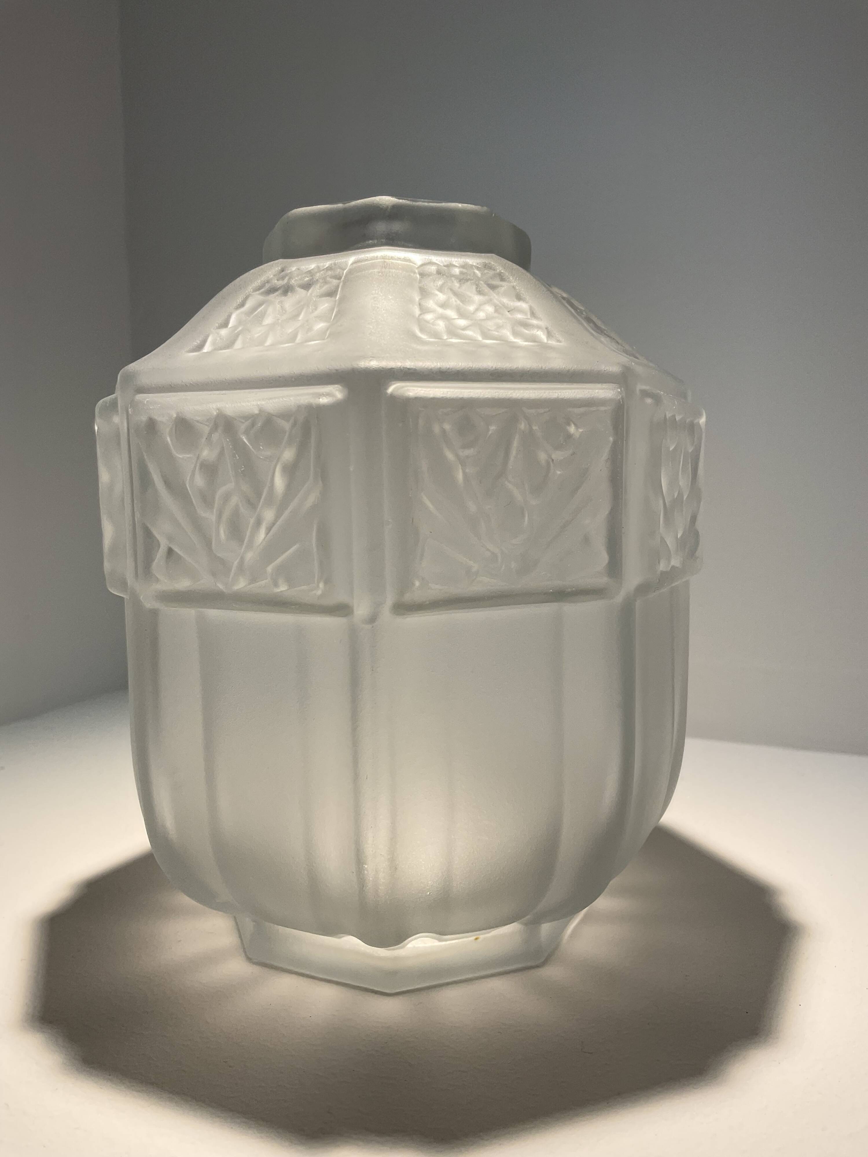 Espaivet art deco octagonal vase