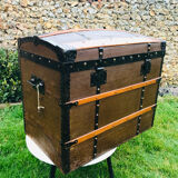 Wooden transport trunk canvas around 1870