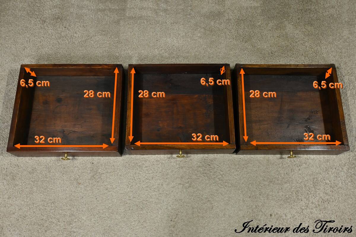 Mahogany chest of drawers, Louis XVI period – Late 18th century