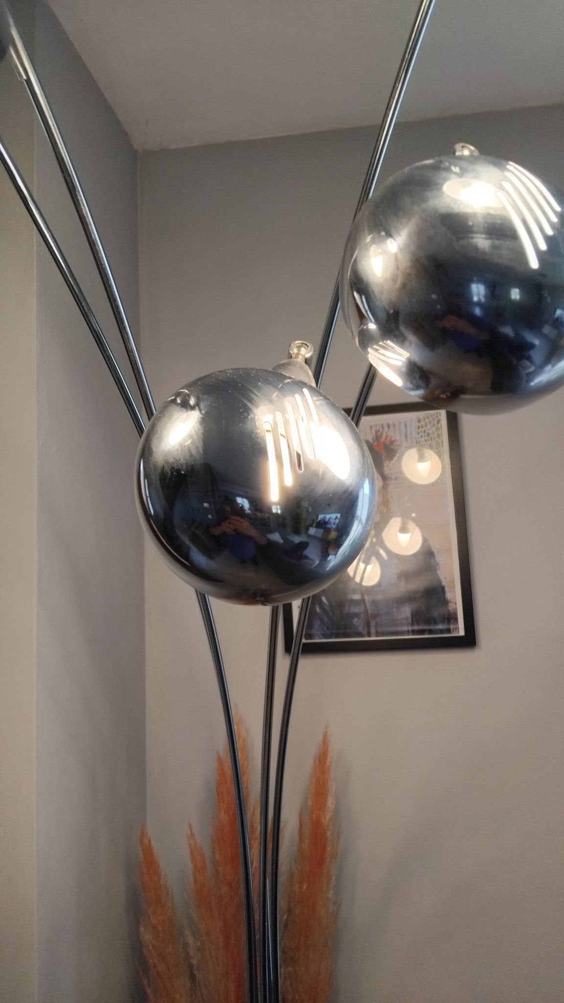 Lily of the valley floor lamp with 5 branches, vintage Italian design.