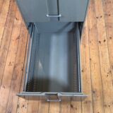 Armoire à tiroirs métallique « mewaf »