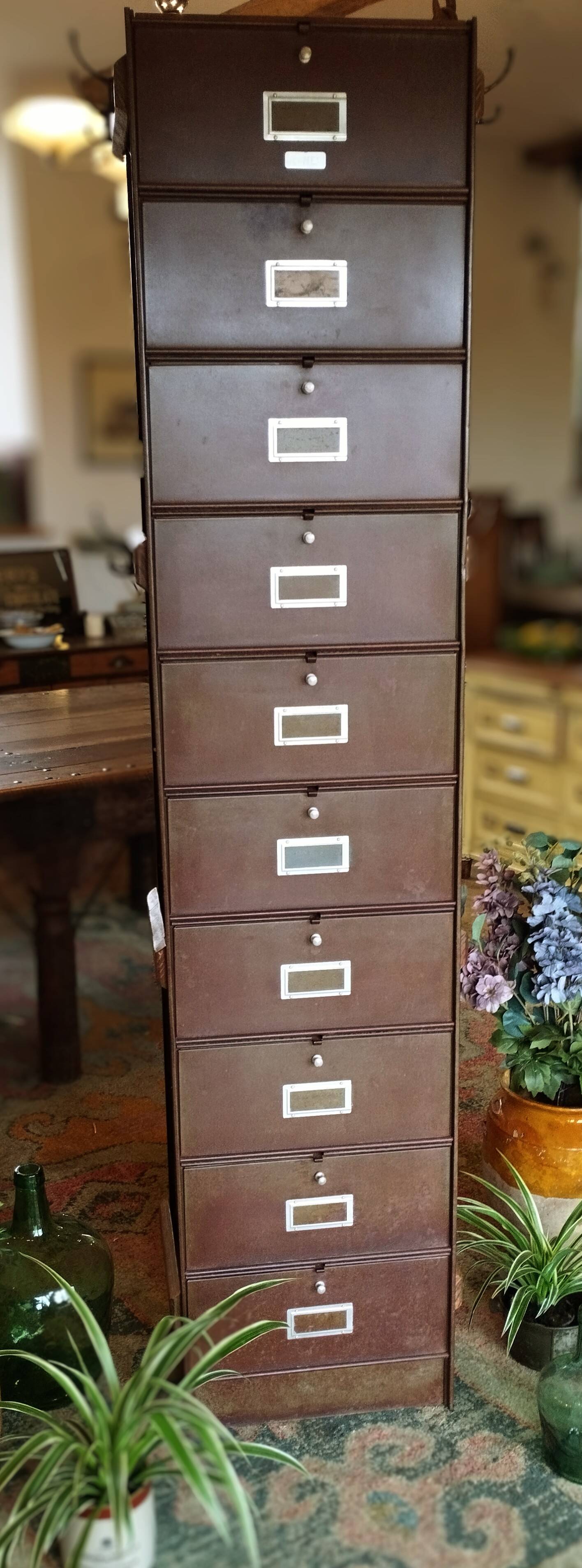 A vintage Roneo industrial flapper from the 1950s with a rusty patina