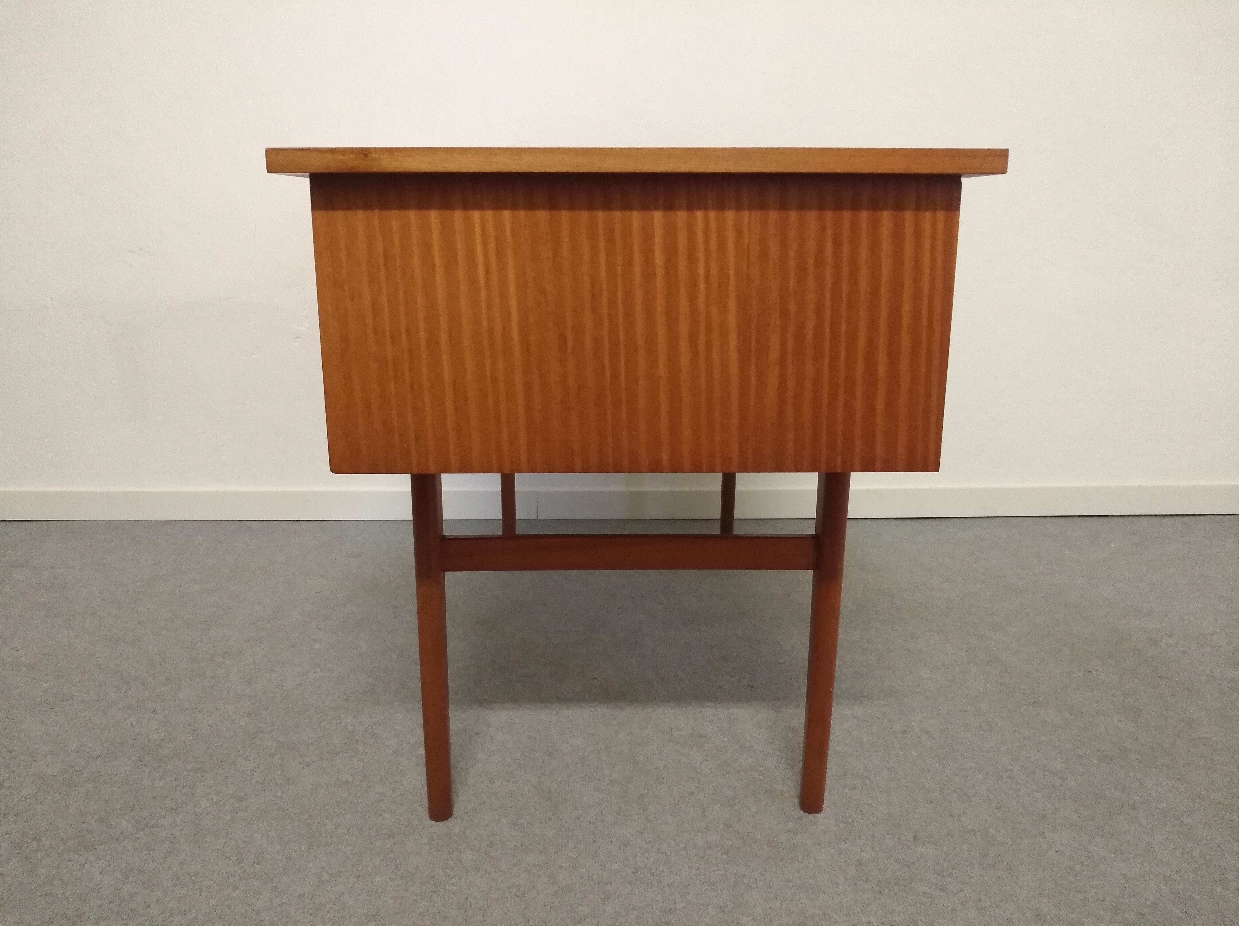 Office of the 50s/60s