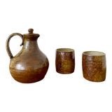Stoneware teapot and cups