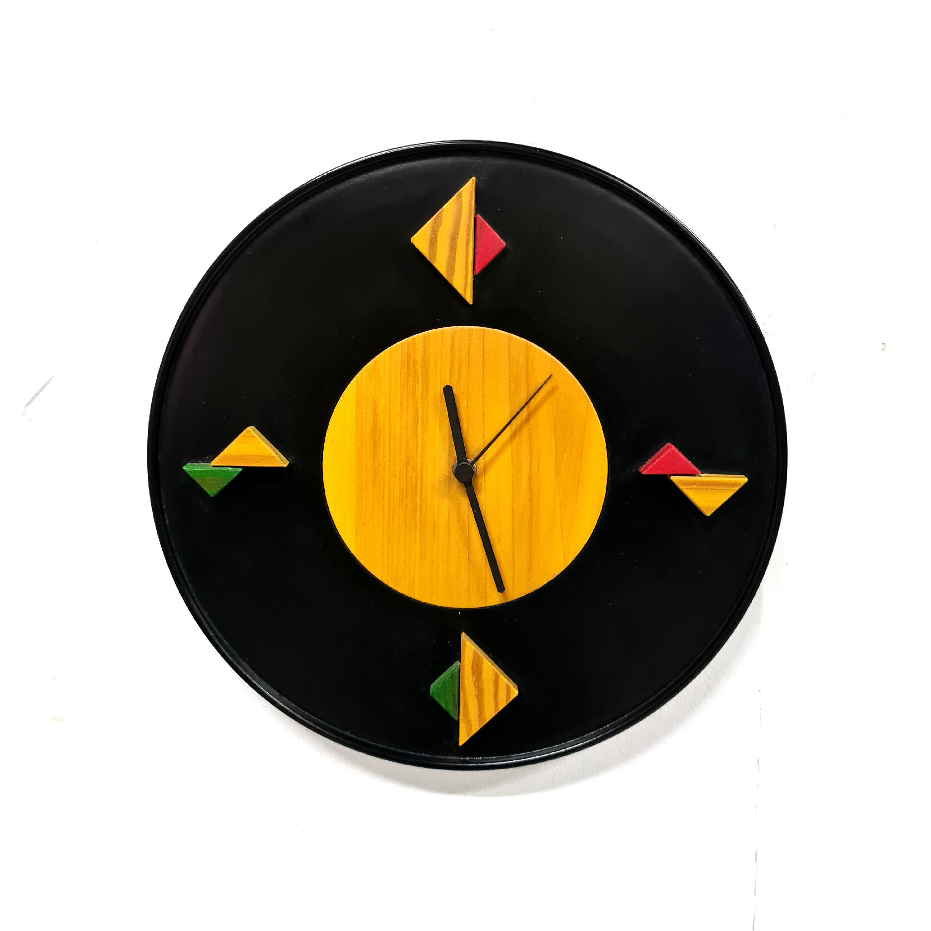 Post modern Memphis style wall clock, Italy 1980s
