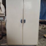 Mado kitchen cabinet