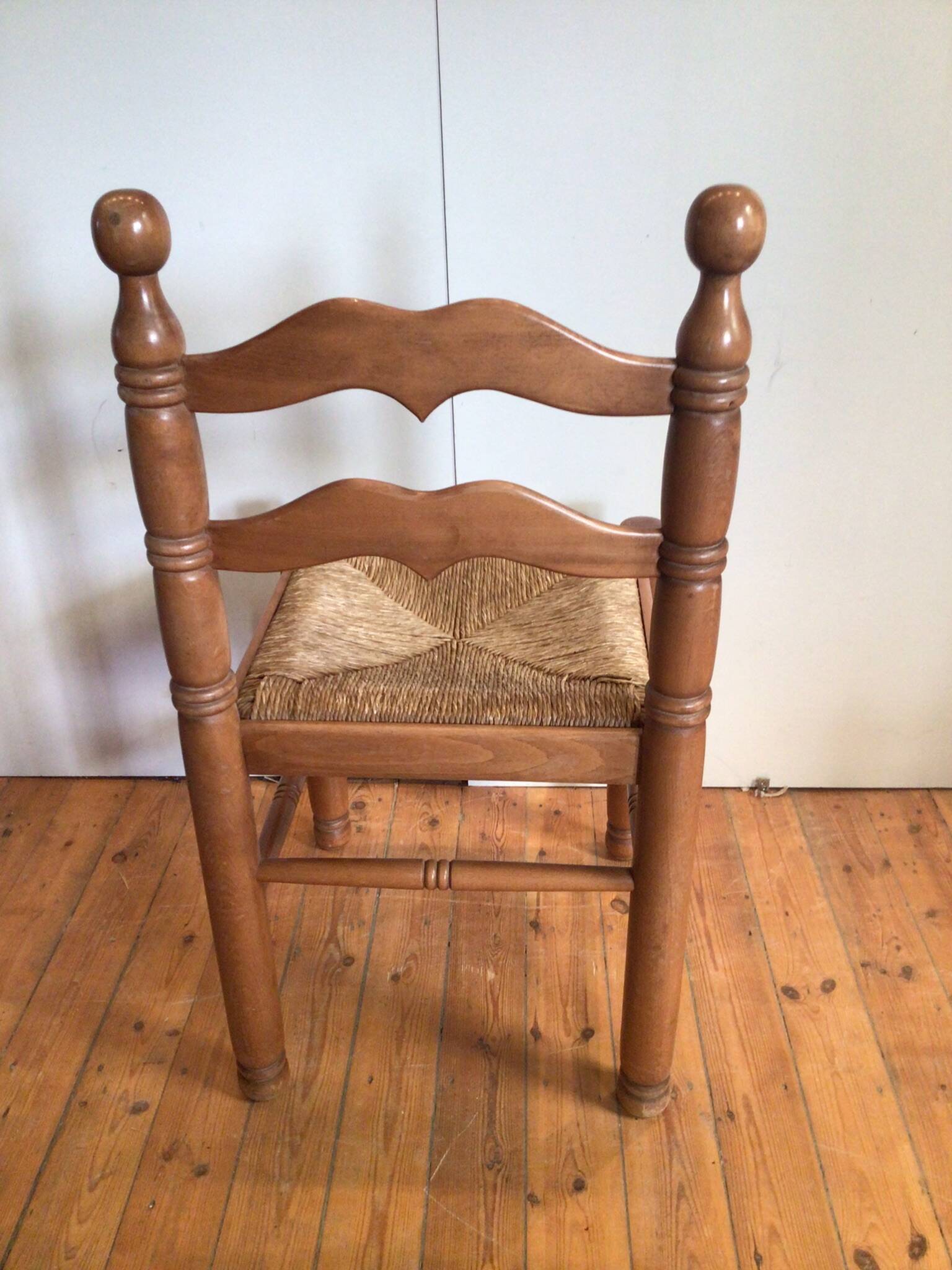 Chaises de salle à manger en bois