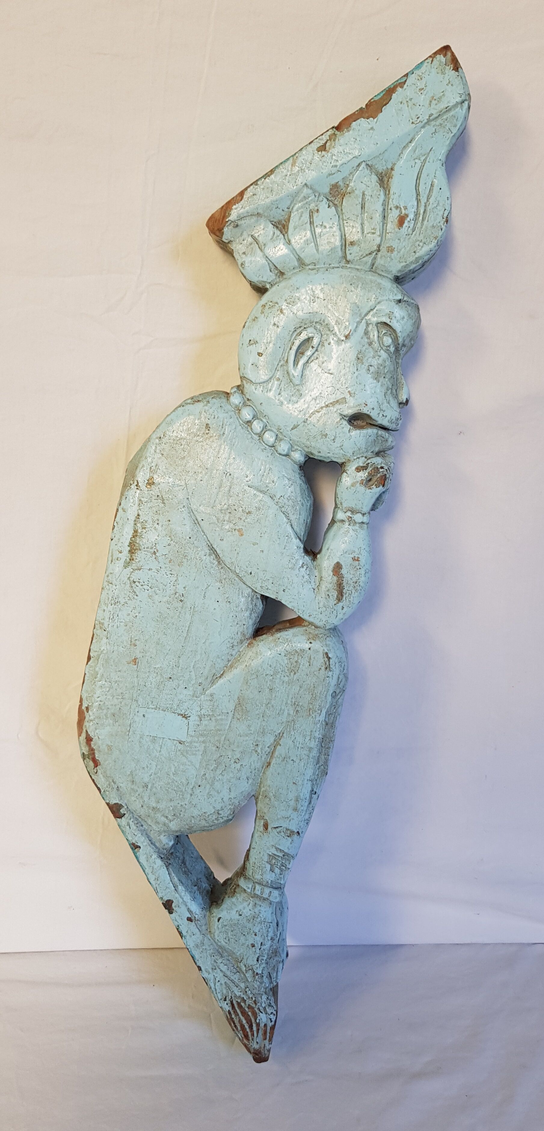Ancienne potence sculptée en singe en teck