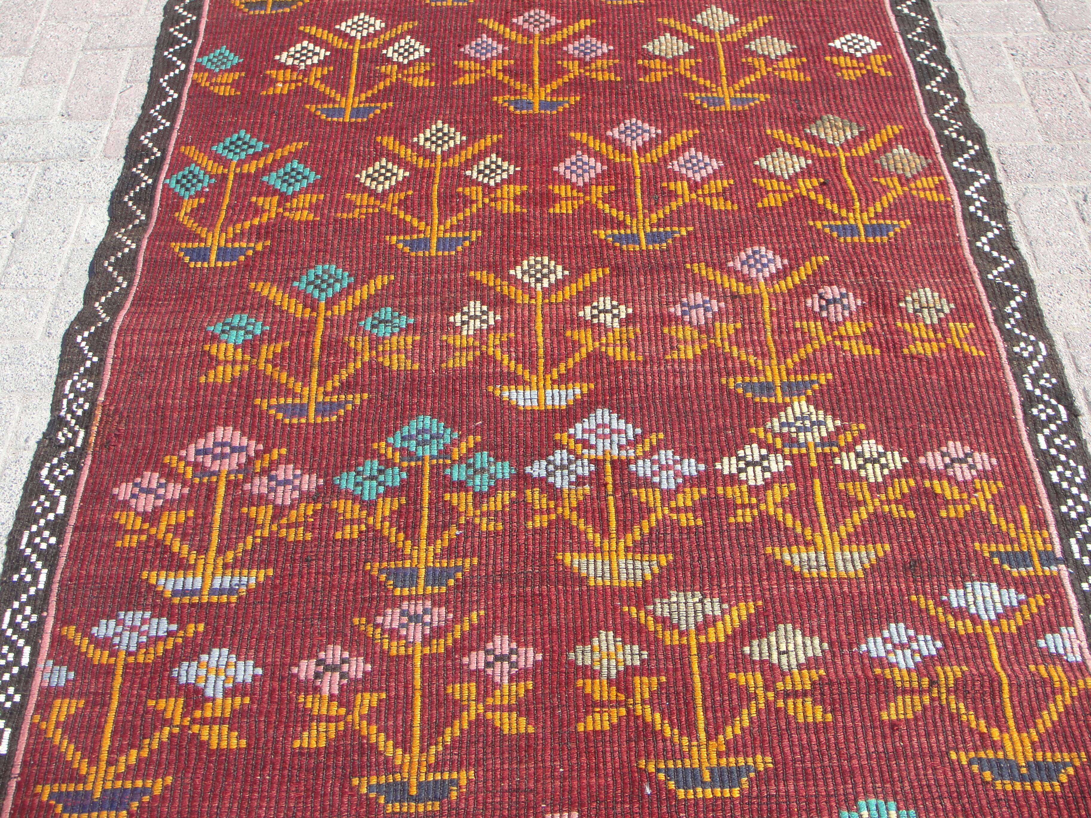 Handmade wool kilim rug