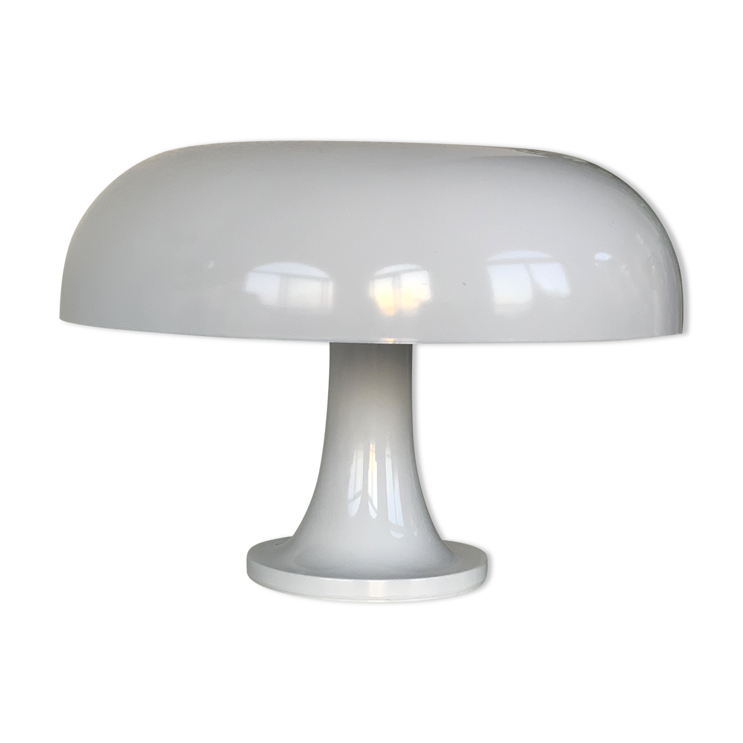 Nessino Lamp by Artemide