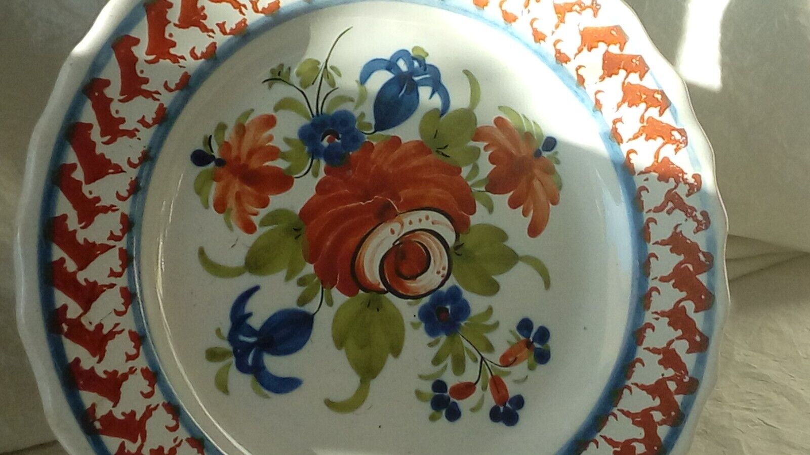 Faience plate of Sinceny epoch 1850- 1860
