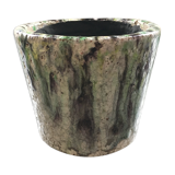 Cracked flowerpot