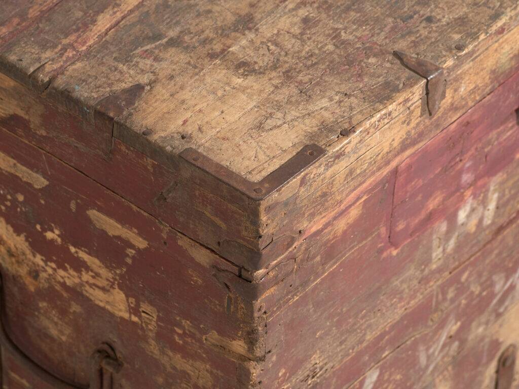 Antique Chinese chest painted in pine wood – China, circa 1920